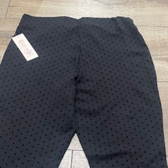 NEW Nanette Lepore Black Dot Pants Womens Medium Tapered Legs Pull On Flat front - Picture 10 of 11